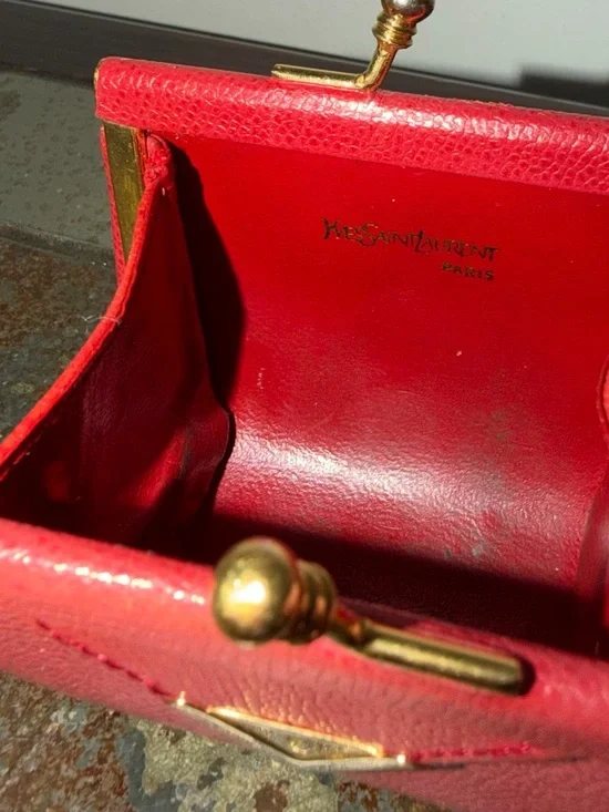 Vintage Yves Saint Laurent Red Leather and Brass Kiss-Coin Lock Wallet - Picture 3 of 6